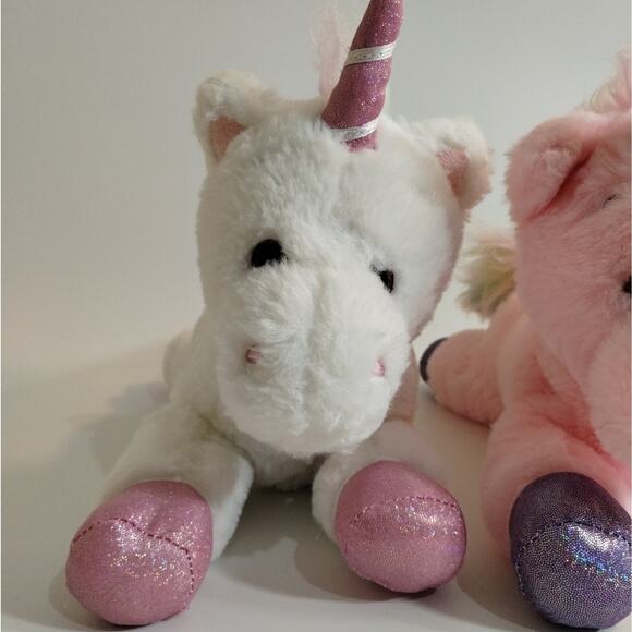 Six Flags Exclusive Unicorns Pink Purple Hooves Rainbow Mane Flat Lay Plush 2ct - Picture 2 of 9
